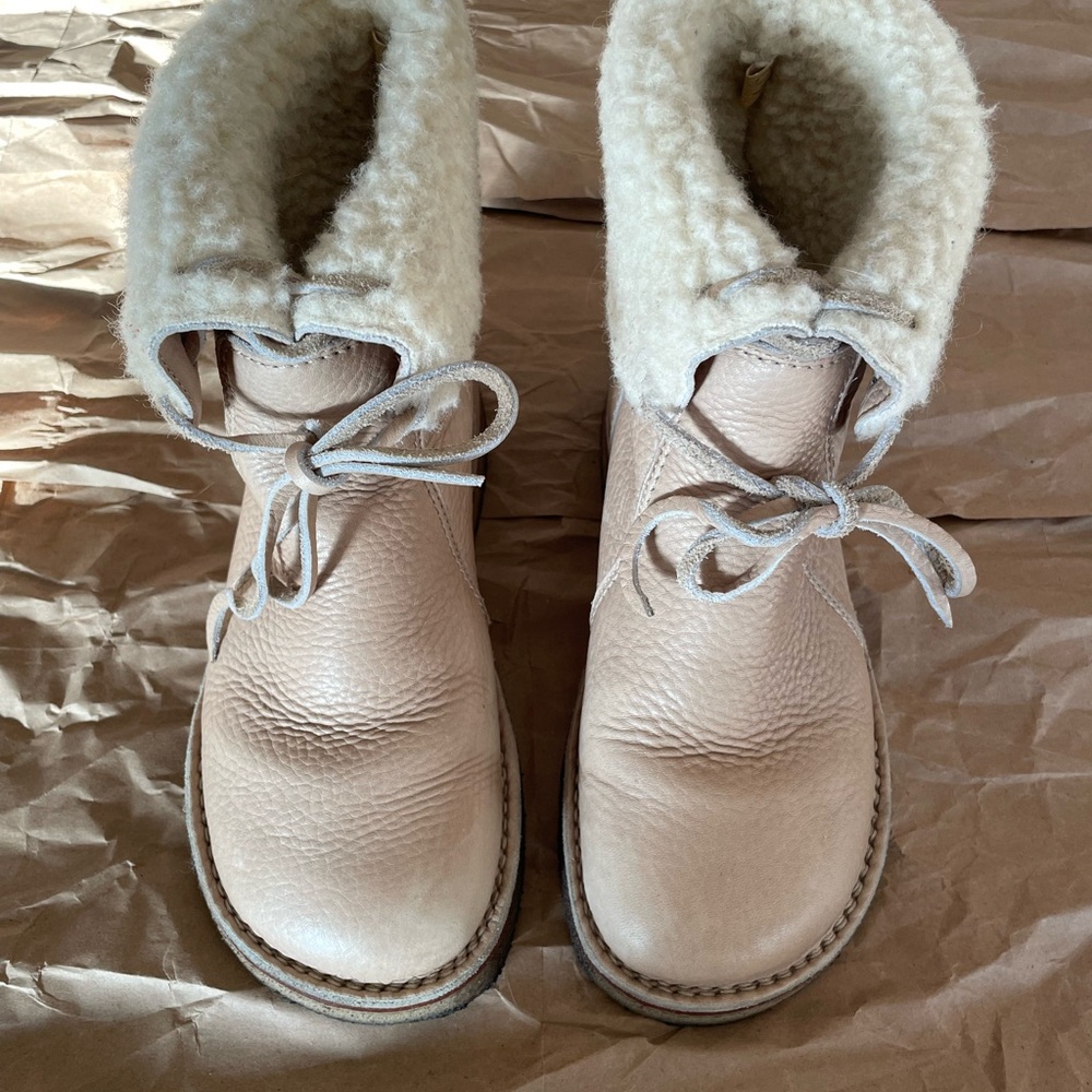 Women's Shearling-Lined Winter Boots